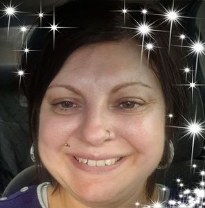 Meet your Posher, Pauline